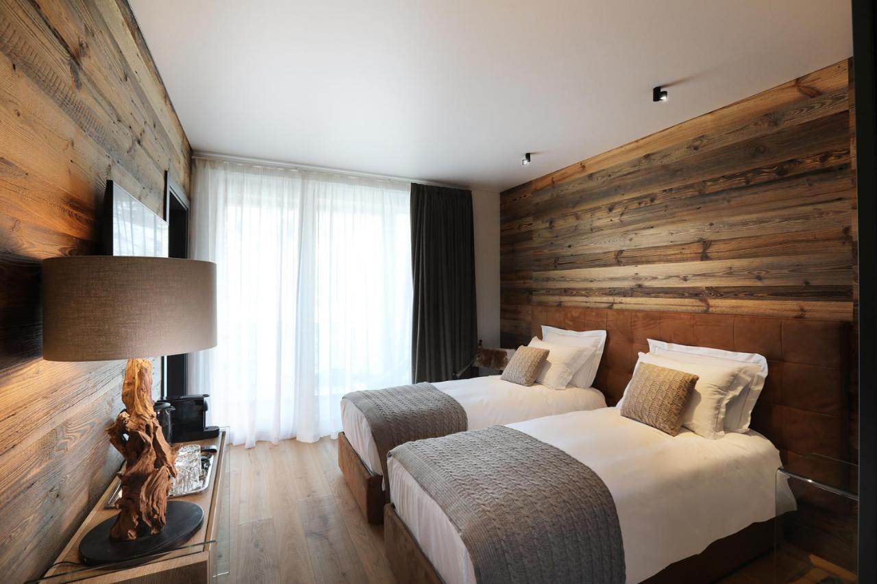 ブレウイル・チェルヴィナイア Chalet Blanc Cervinia Bed & Breakfast エクステリア 写真